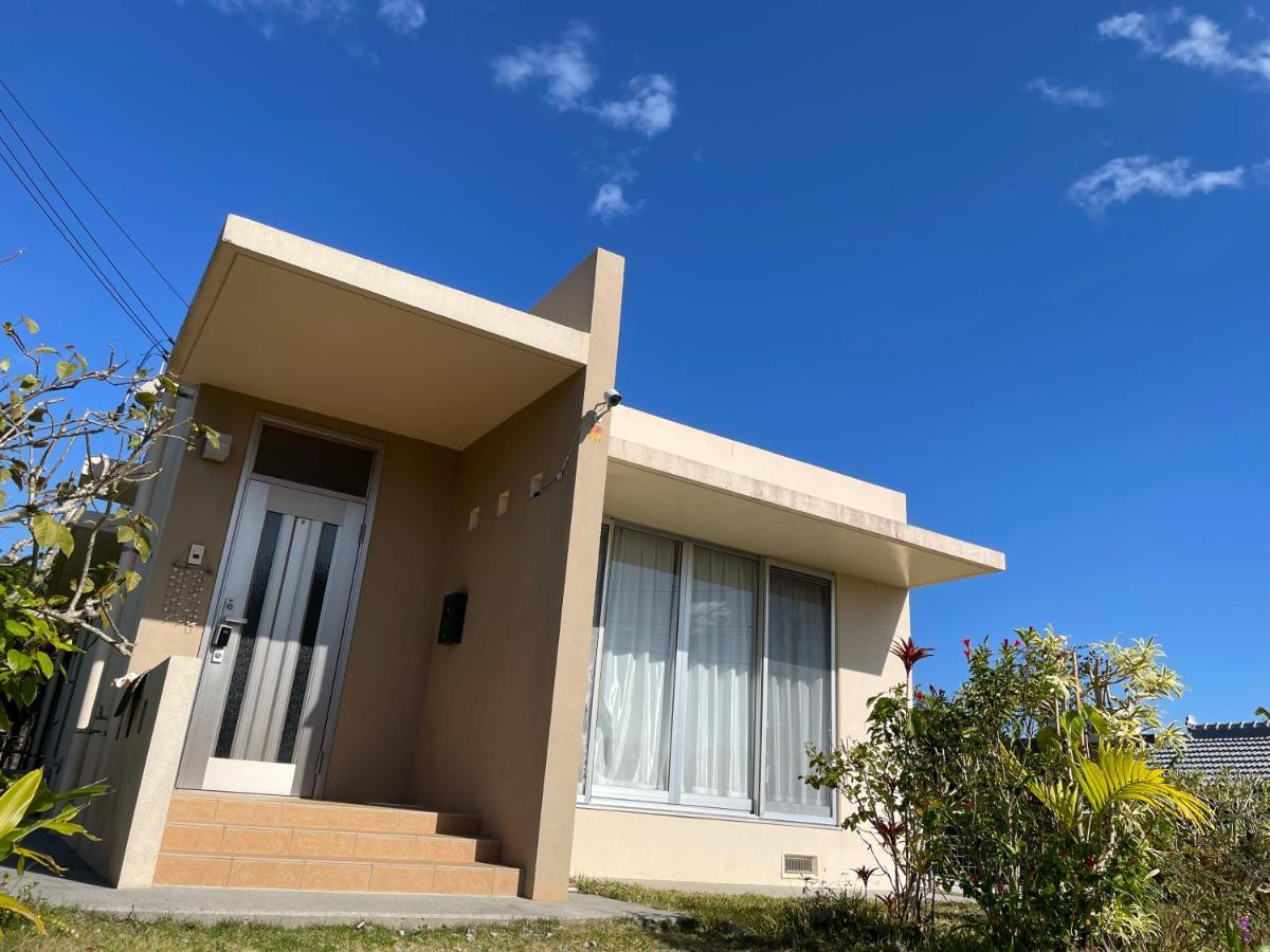 Villa 憩いの場　ただいま〜 Nago Esterno foto
